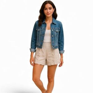 Aritzia Sunday Best Gemma Ruffle Hem High-Waisted Shorts Light Grey 0 Holiday